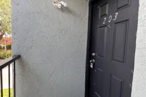 Condominio en venta en Tampa, Florida, 1 dormitorio, 68.93 m2 № 1792253 - foto 2