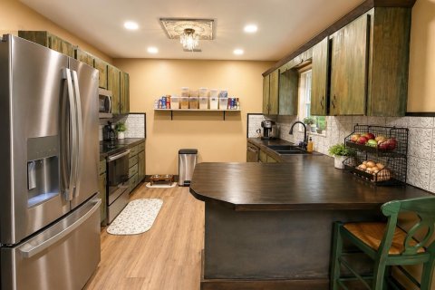 House in Lake Placid, Florida 4 bedrooms, 192.31 sq.m. № 2274768 - photo 8