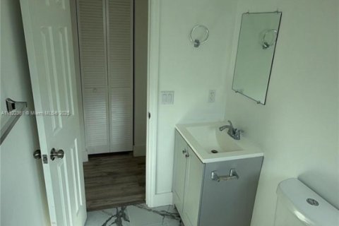 Apartamento en alquiler en Miami Beach, Florida № 2060007 - foto 5