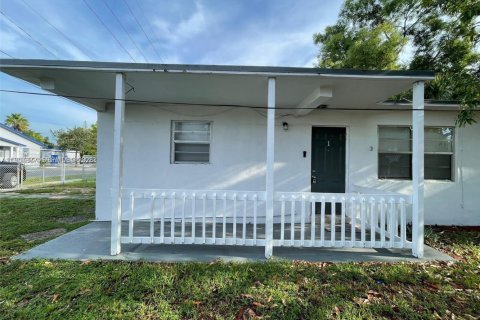 Квартира в Форт-Лодердейл, Флорида 2 спальни, 126.9м2 № 2011713