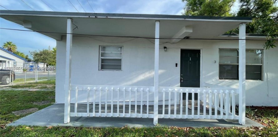 Квартира в Форт-Лодердейл, Флорида 2 спальни, 126.9м2 № 2011713