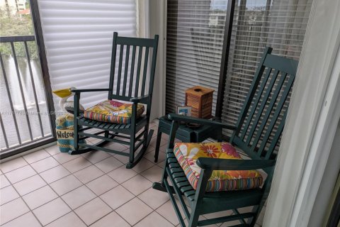 Condominio en venta en Pompano Beach, Florida, 2 dormitorios, 110.55 m2 № 1869992 - foto 19