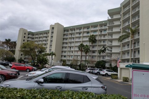 Condominio en venta en Pompano Beach, Florida, 2 dormitorios, 110.55 m2 № 1869992 - foto 20