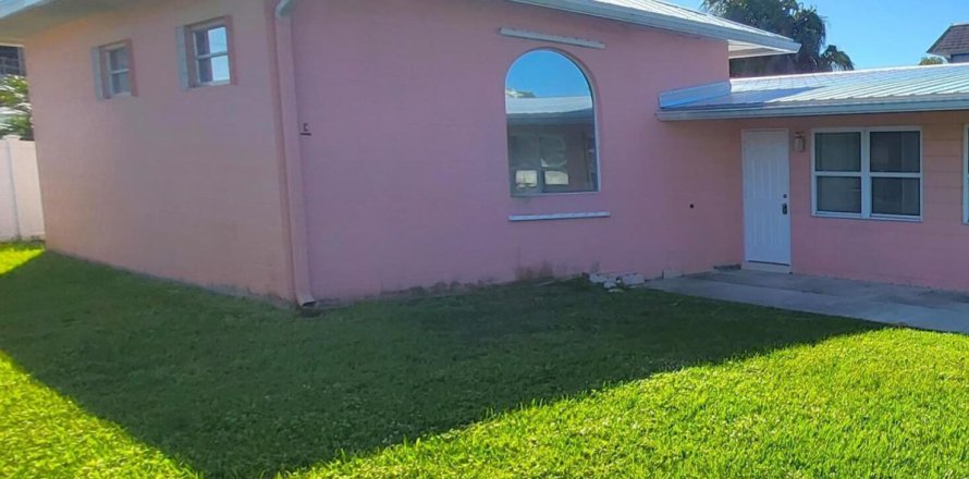 Appartement à St. Lucie, Floride 2 chambres, 92.9 m2 № 2338239