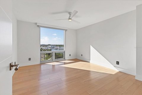 Condo in Sarasota, Florida, 2 bedrooms № 2395988 - photo 17