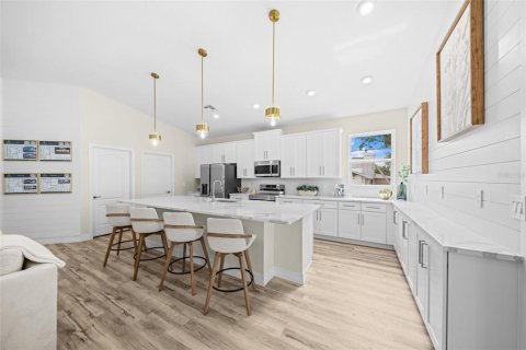 Villa ou maison à vendre à Palm Bay, Floride: 4 chambres, 181.35 m2 № 2312273 - photo 9