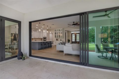 Casa en venta en Orlando, Florida, 4 dormitorios, 337.14 m2 № 2405792 - foto 9