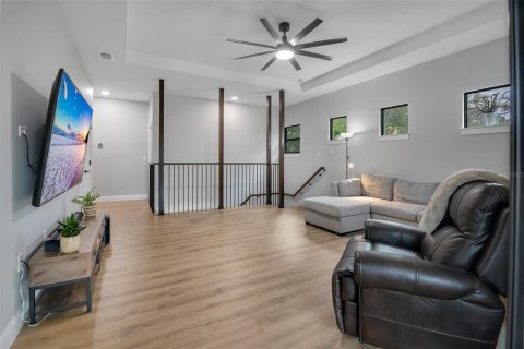 Casa en venta en Orlando, Florida, 4 dormitorios, 337.14 m2 № 2405792 - foto 29