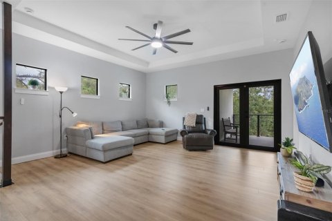 Casa en venta en Orlando, Florida, 4 dormitorios, 337.14 m2 № 2405792 - foto 28