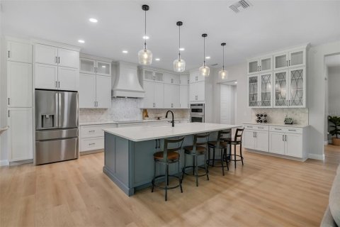 Casa en venta en Orlando, Florida, 4 dormitorios, 337.14 m2 № 2405792 - foto 12