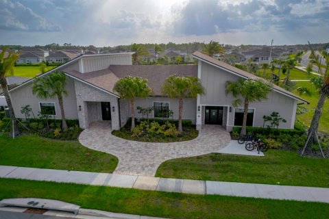 Villa ou maison à vendre à Kissimmee, Floride: 4 chambres, 171.22 m2 № 1785044 - photo 24