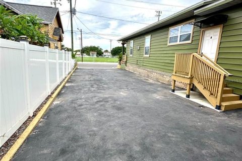 Casa en alquiler en Tampa, Florida, 3 dormitorios, 91.79 m2 № 2229375 - foto 24