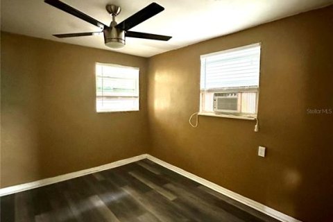 Casa en alquiler en Tampa, Florida, 3 dormitorios, 91.79 m2 № 2229375 - foto 9