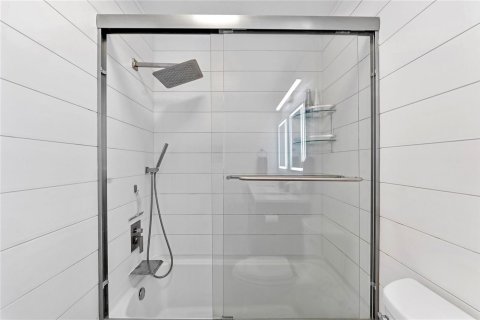 Купить кондоминиум в Форт-Лодердейл, Флорида 3 комнаты, 111.48м2, № 2081871 - фото 17