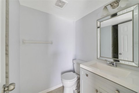 Condo in Orlando, Florida, 3 bedrooms  № 1521209 - photo 16