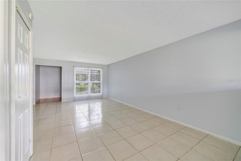 Condo in Orlando, Florida, 3 bedrooms  № 1521209 - photo 20