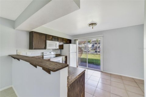 Condo in Orlando, Florida, 3 bedrooms  № 1521209 - photo 7