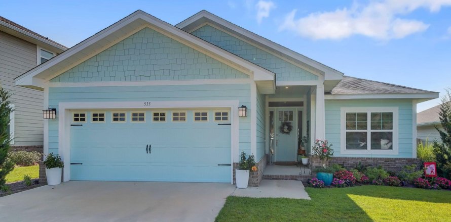 House in Freeport, Florida 4 bedrooms, 169.55 sq.m. № 590040