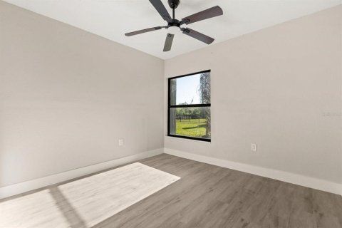 Villa ou maison à louer à Deltona, Floride: 4 chambres, 191.56 m2 № 2424357 - photo 23