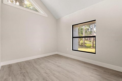 Villa ou maison à louer à Deltona, Floride: 4 chambres, 191.56 m2 № 2424357 - photo 22