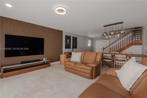 House in Coconut Creek, Florida 4 bedrooms, 204.01 sq.m. № 2066328 - photo 9