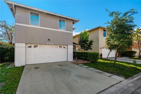 Casa en Coconut Creek, Florida 4 dormitorios, 204.01 m2 № 2066328