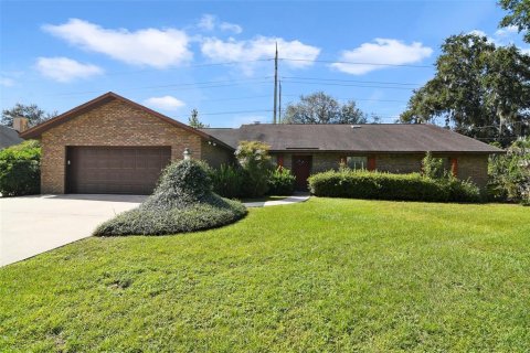 House in Ocala, Florida 3 bedrooms, 246.28 sq.m. № 2229491 - photo 28