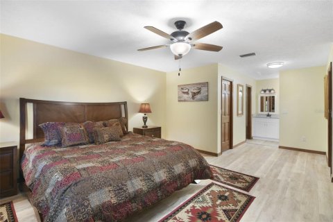 House in Ocala, Florida 3 bedrooms, 246.28 sq.m. № 2229491 - photo 14