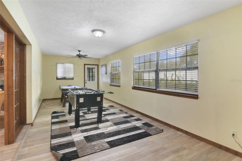 House in Ocala, Florida 3 bedrooms, 246.28 sq.m. № 2229491 - photo 11