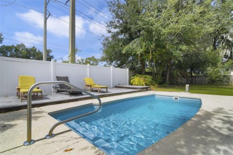 House in Ocala, Florida 3 bedrooms, 246.28 sq.m. № 2229491 - photo 2