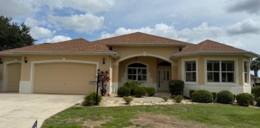 Casa en The Villages, Florida 2 dormitorios, 226.59 m2 № 1901380