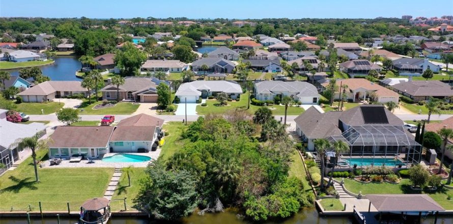 Terreno en Palm Coast, Florida № 2098642