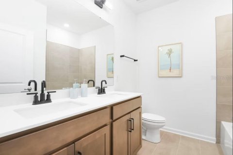 Townhouse in Saint Augustine, Florida 4 bedrooms, 172.15 sq.m. № 1791904 - photo 11