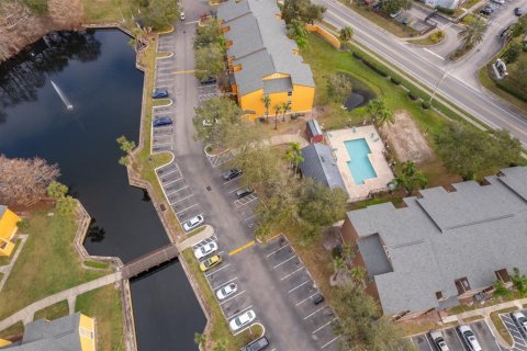 Condo in Orlando, Florida, 2 bedrooms  № 1511235 - photo 24