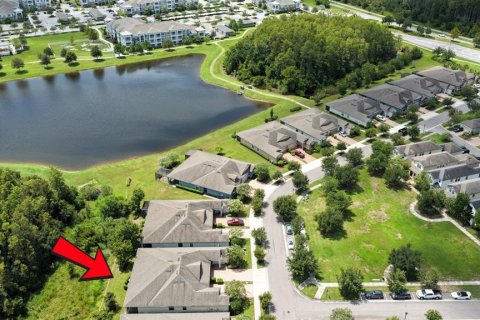 Villa ou maison à vendre à Land O' Lakes, Floride: 3 chambres, 181.16 m2 № 2313011 - photo 2