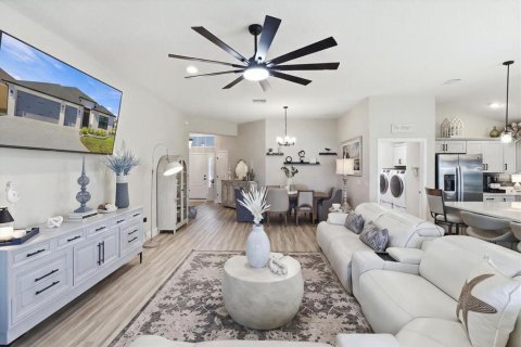 Villa ou maison à vendre à The Villages, Floride: 3 chambres, 179.02 m2 № 2416775 - photo 8