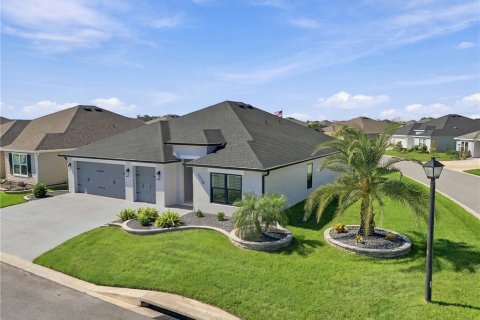 Villa ou maison à The Villages, Floride 3 chambres, 179.02 m2 № 2416775