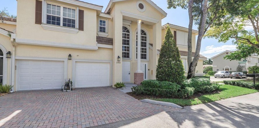 Condo à Coral Springs, Floride, 3 chambres  № 2253643
