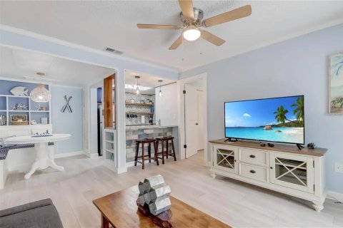 Apartamento en alquiler en New Port Richey, Florida, 2 dormitorios, 88.44 m2 № 1919099 - foto 4