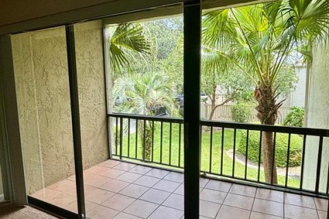 Condominio en alquiler en Orlando, Florida, 1 dormitorio, 60.85 m2 № 1913650 - foto 21