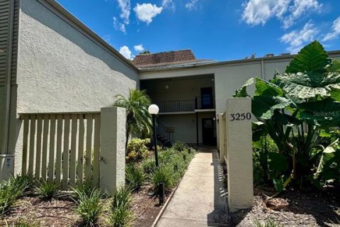 Condominio en alquiler en Orlando, Florida, 1 dormitorio, 60.85 m2 № 1913650 - foto 1