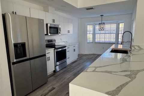 Casa en venta en Sarasota, Florida, 3 dormitorios, 138.89 m2 № 2152107 - foto 7