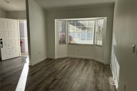 Casa en venta en Sarasota, Florida, 3 dormitorios, 138.89 m2 № 2152107 - foto 4