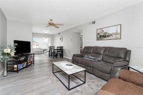 Copropriété à vendre à Port Charlotte, Floride: 2 chambres, 85.38 m2 № 2389227 - photo 19
