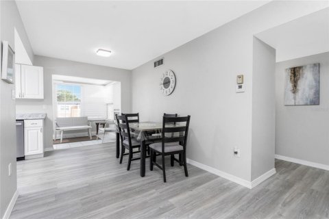 Copropriété à vendre à Port Charlotte, Floride: 2 chambres, 85.38 m2 № 2389227 - photo 16