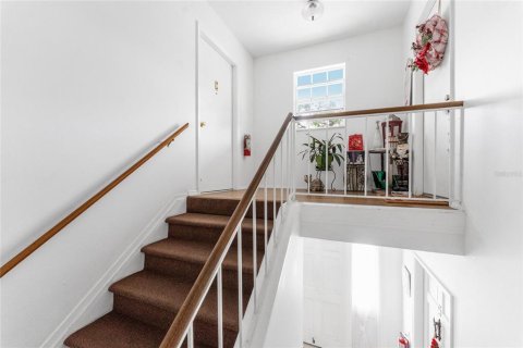 Copropriété à vendre à Port Charlotte, Floride: 2 chambres, 85.38 m2 № 2389227 - photo 3