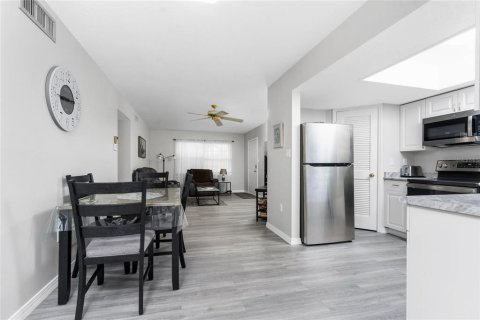 Copropriété à vendre à Port Charlotte, Floride: 2 chambres, 85.38 m2 № 2389227 - photo 15