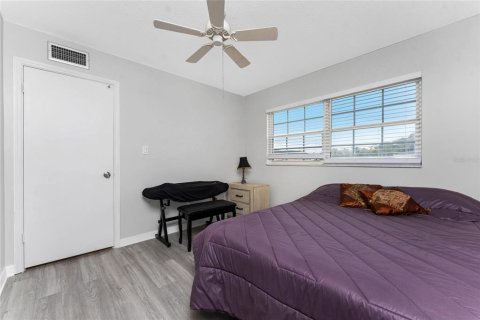 Copropriété à vendre à Port Charlotte, Floride: 2 chambres, 85.38 m2 № 2389227 - photo 28
