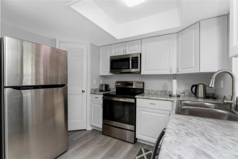Copropriété à vendre à Port Charlotte, Floride: 2 chambres, 85.38 m2 № 2389227 - photo 8