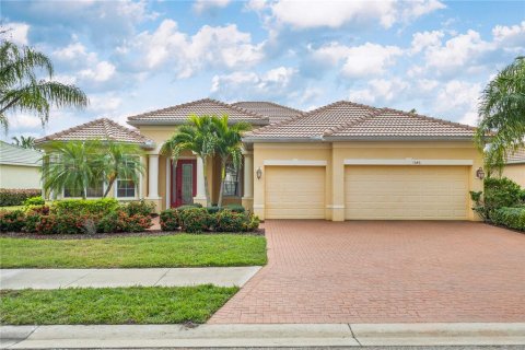Villa ou maison à North Port, Floride 4 chambres, 277.31 m2 № 2101348